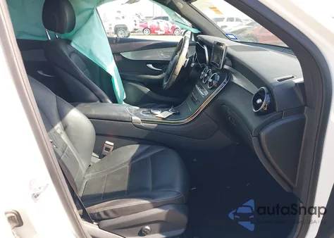 2019 Mercedes-Benz Glc 300 from USA, damaged, VIN WDC0G4JB7KV154806